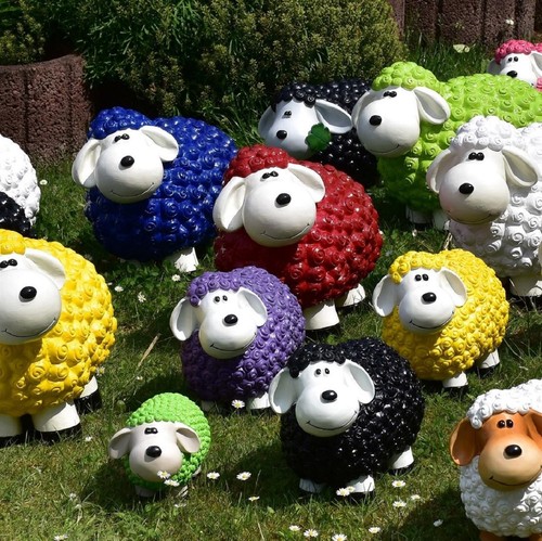 Große bunte gartenfiguren - große,